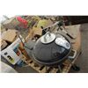 Image 2 : PALLET OF HOUSEHOLD GOODS INCLUDING NAPOLEON BBQ AND MORE
