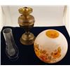 Image 1 : Antique Oil Lamp