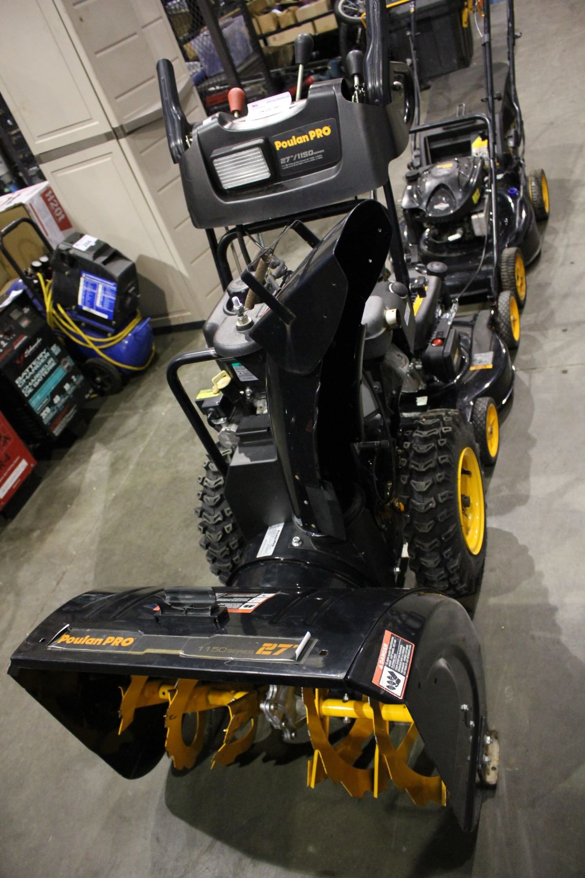 POULAN PRO 27"/ 1150 SERIES SNOW BLOWER - Able Auctions
