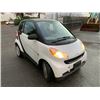 Image 2 : 2009 SMART CAR FOR TWO, 2DR HATCH, WHITE, VIN # WMEEJ31X79K293866