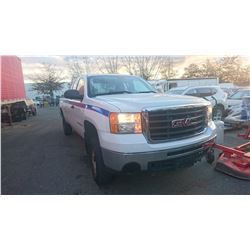 2007 GMC SIERRA 2500HD, WHITE, PICKUP, GAS, AUTOMATIC, VIN#1GTHK29K47E580640, 74,574KMS,