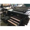 Image 2 : UNIVEYOR  118" X 37" POWERED CONVEYOR SYSTEM