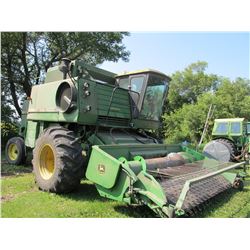 JOHN DEERE 8820 HYDRO COMBINE