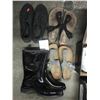 Image 2 : SHELF LOT OF ASSORTED SHOES & FOOTWEAR
