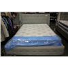 Image 1 : GREY FABRIC QUEEN BED FRAME