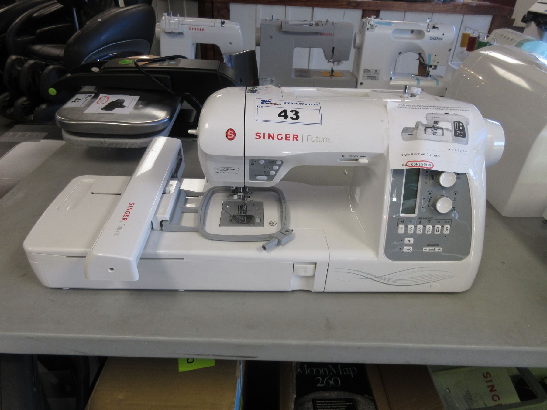 Singer Futura Model 900 Sewing Machine Singer Futura Model 900 Sewing Machine