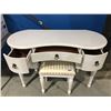 Image 2 : WHITE MAKE-UP TABLE WITH STOOL