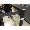Image 2 : 6 PC RETRACTABLE BELT PARTITION SET