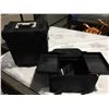 Image 2 : PROFESSIONAL BEAUTY CASE