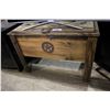 Image 1 : DISTRESSED WOODEN DRINK COOLER