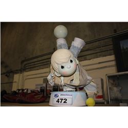ROTATING CIRCUS PERFORMER DECOR