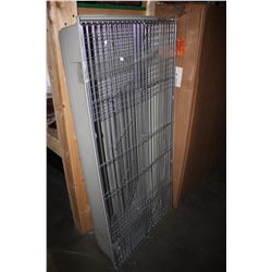 LARGE PET ENCLOSURE - APPROX.4FT X 2FT