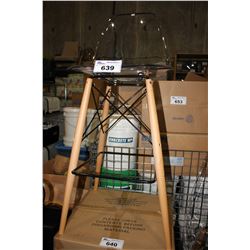 CLEAR SEATED BAR STOOL