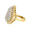 Image 2 : 14KT Yellow Gold 7.25ct Opal and Diamond Ring