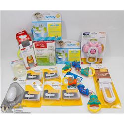 EXTRA LARGE BAG OF BABY ACCESSORIES