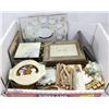 Image 1 : FLAT OF ASSORTED FRAMES AND HOME DECOR.
