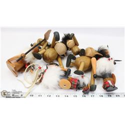 FLAT OF VINTAGE WOOD ANIMALS