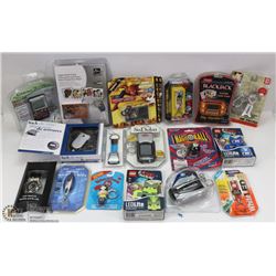 FLAT OF SEALED KEY CHAINS