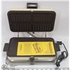 Image 1 : VINTAGE TOASTESS WAFFLE IRON