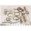 Image 1 : BOX OF WATCHES