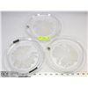 Image 1 : SET OF 3 HOYA CRYSTAL ETCHED FLORAL PLATES