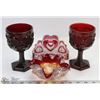 Image 1 : BOX OF CRANBERRY GLASS ITEMS