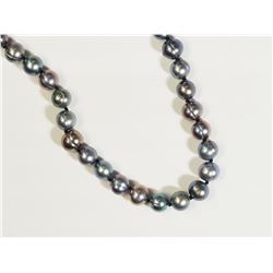 #22)FRESH WATER PEARLS BLACK PEACOCK