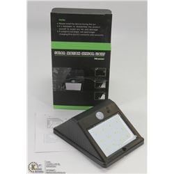 LOT OF 2 SOLAR MOTION SENSOR LED LIGHTS - 12 LEDS