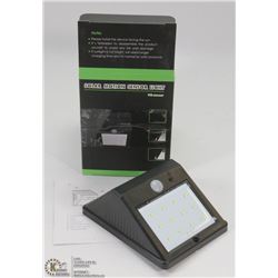 LOT OF 2 SOLAR MOTION SENSOR LED LIGHTS - 12 LEDS