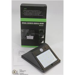 LOT OF 2 SOLAR MOTION SENSOR LED LIGHTS - 12 LEDS