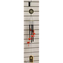 WIND CHIME ADORNED WITH RED ORIENTAL LANTERNS