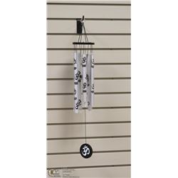 SILVER TUBED WIND CHIMES