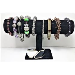 3)  LOT OF 10 BRACELETS