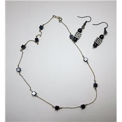 7 - 925 STAMPED SILVER NECKLACE