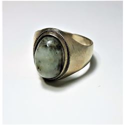 13)  STERLING SILVER & MOONSTONE RING