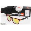 Image 1 : NEW QUICK SILVER SUNGLASSES