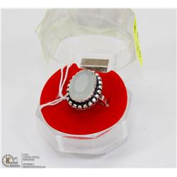 #22-GREEN CHALCEDONY GEMSTONE RING