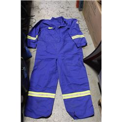 BULWARK SIZE 56 REGULAR FR COVERALLS