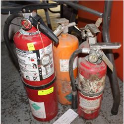 GROUP OF 4 FIRE EXTINGUISHERS
