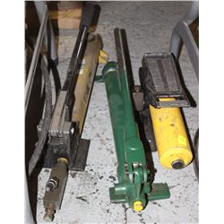 ASSORTED HYDRAULIC HAND PUMPS