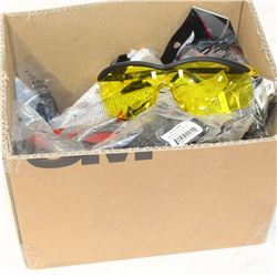 LOT OF SAFETY GLASSES WITH VARIOUS TINTS