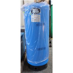 NEW WELLMATE WATER SYSTEM PRESSURE 119GALLON TANK