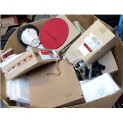 PALLET OF VACUUM FILTERS, CLEANING ACCESSORIES