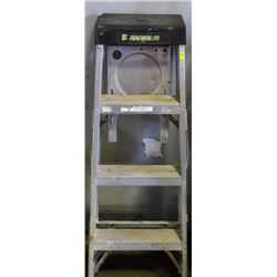 4FT FEATHERLITE STEP LADDER