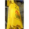 Image 1 : 11 WET FLOOR SIGNS