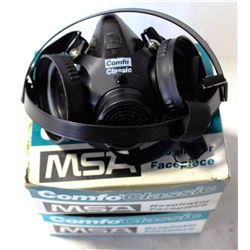 2 NEW MSA COMFO CLASSIC RESPIRATOR
