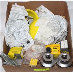 FLAT WITH 2 LARGE SOCKET DRIVES FUSES INCLUDING