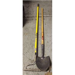 TEMPERED BULLDOG SHOVEL AND FIBERGLASS METAL RACK