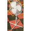 Image 1 : MAINSTAYS FLOOR FAN AS IS (NO CENTER CAP)