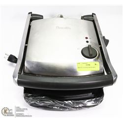 BREVILLE PANINI PRESS/GRILL.